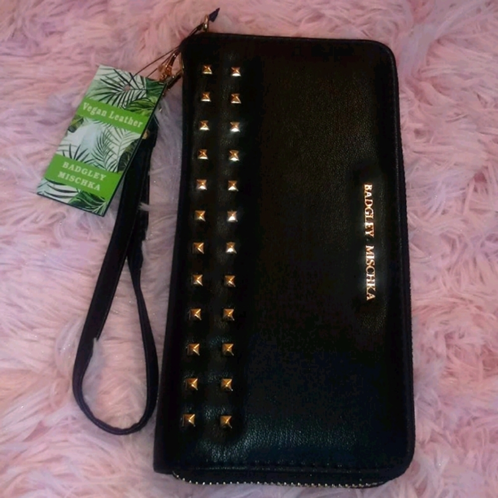 Badgley Mischka Wallet